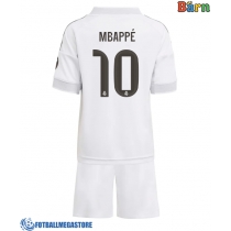 Fotballdrakt Barn Real Madrid Kylian Mbappe #10 Hjemmedraktsett 2025-26 Kortermet (+ Korte bukser)
